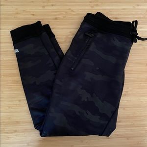 Black camo joggers